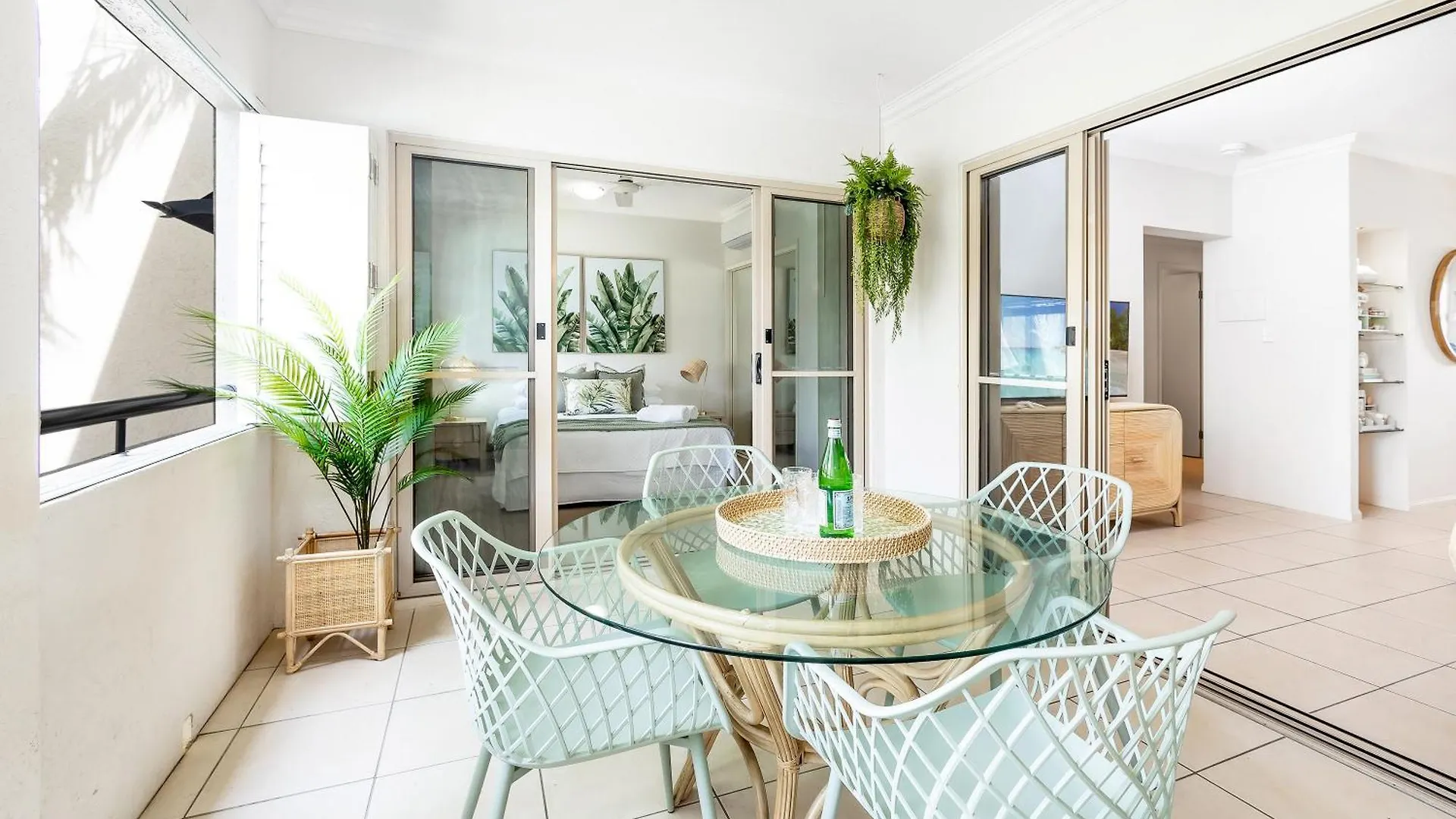 Apartment Little Palm- 2 Bedroom Tropical Escape Edge Hill